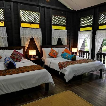 Keriang Hill Hotel อลอร์สตาร์ ภายนอก รูปภาพ