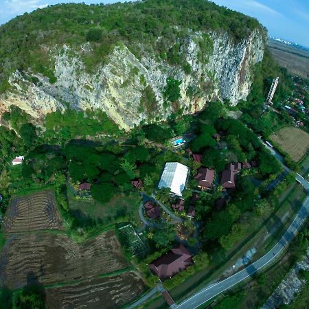 Keriang Hill Hotel อลอร์สตาร์ ภายนอก รูปภาพ