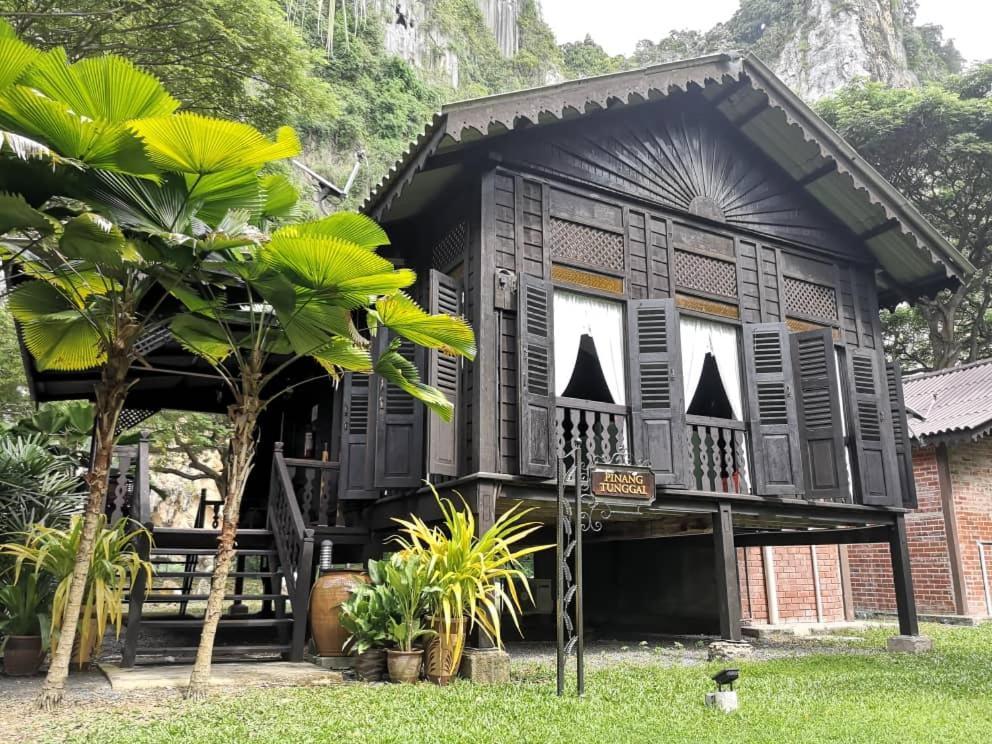Keriang Hill Hotel อลอร์สตาร์ ภายนอก รูปภาพ