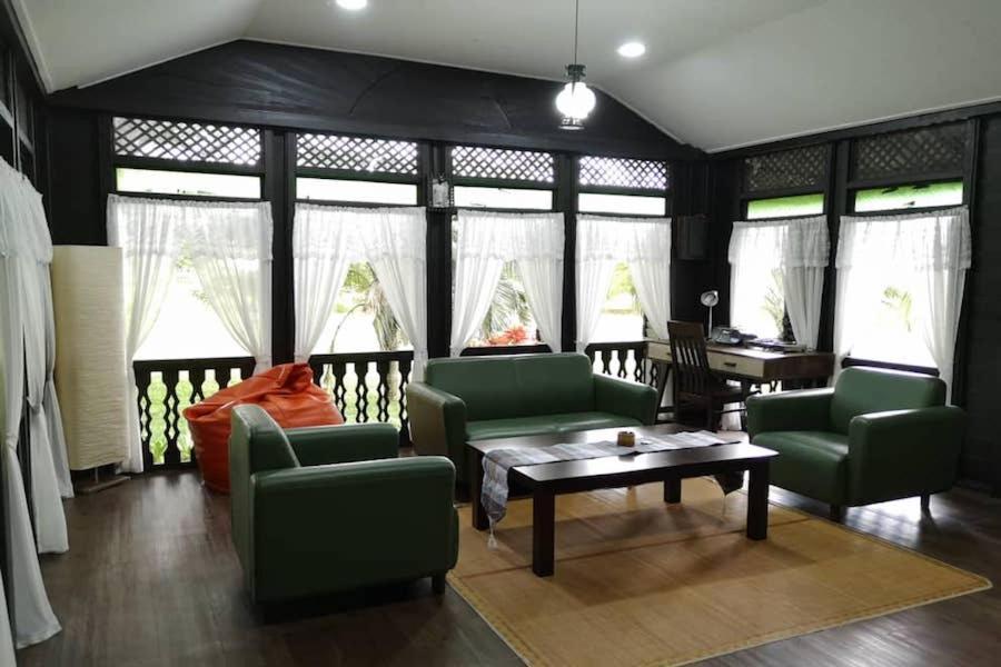 Keriang Hill Hotel อลอร์สตาร์ ภายนอก รูปภาพ