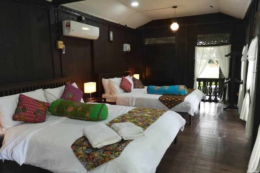 Keriang Hill Hotel อลอร์สตาร์ ภายนอก รูปภาพ