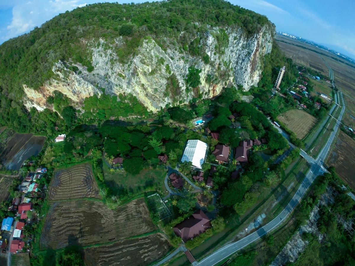 Keriang Hill Hotel อลอร์สตาร์ ภายนอก รูปภาพ